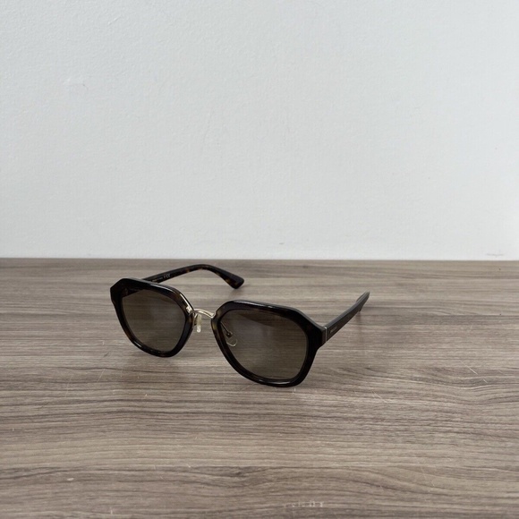 Prada Sunglasses Brown Tortoise / Gold SPR 25R 2AU-4M1 Authentic❤️ - Picture 1 of 10